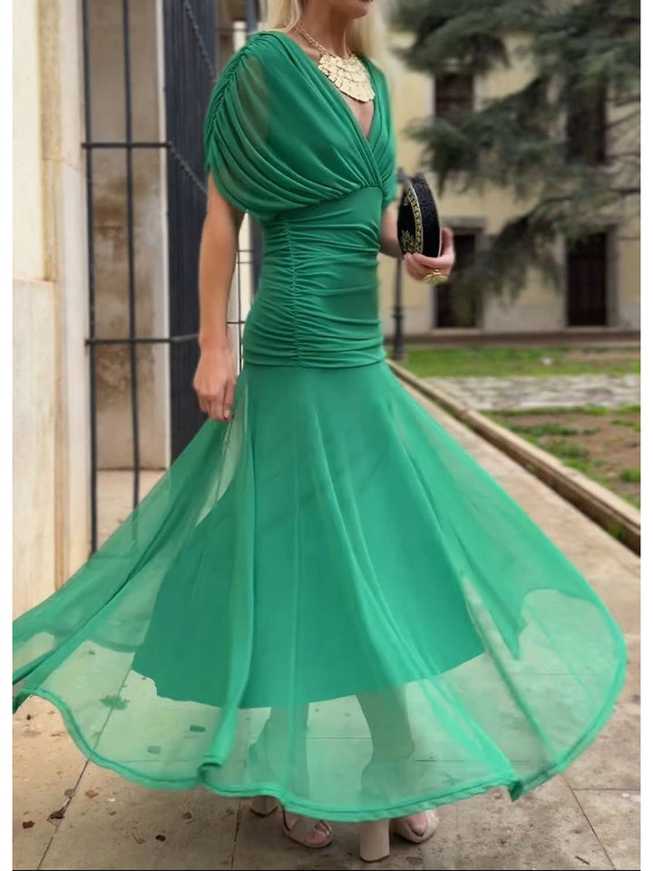 JENNIE – THE ELEGANT OFF-THE-SHOULDER MIDI DRESS