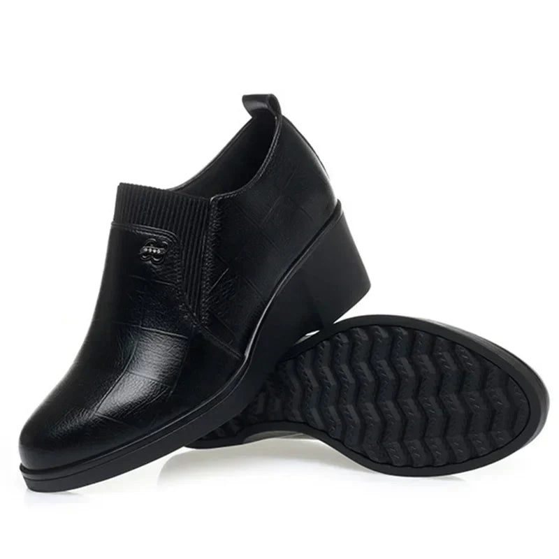 Switolina - Fashionable Leather Wedge Shoes